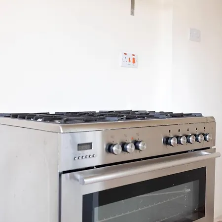 Historic Penthouse Appartement La Valette