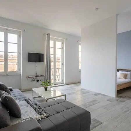 Historic Penthouse *