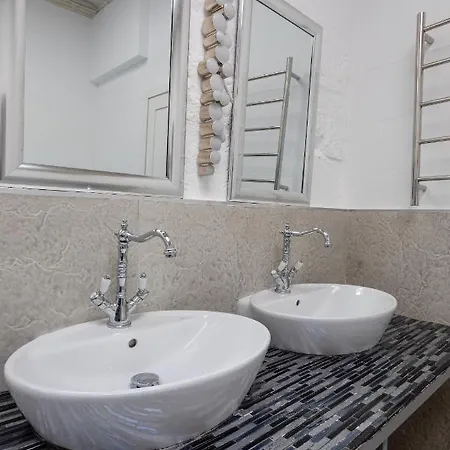 Historic Penthouse * Βαλέτα